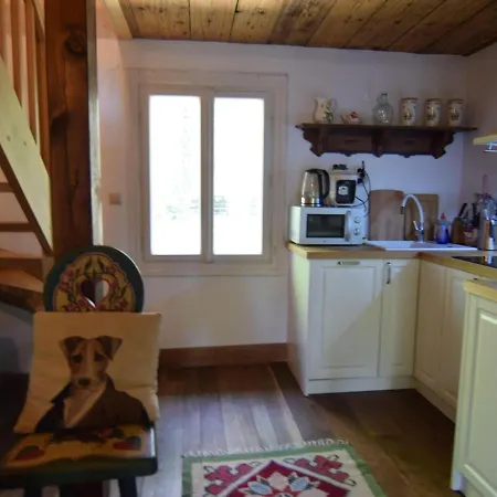 Wooden House In Near Baltic Sea 데브키